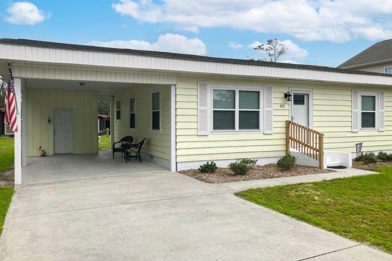 Ginny'S Coastal Cottage Oak Island Exterior foto
